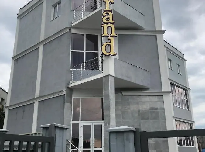 Отель-ресторан “Le Grand” Житомир